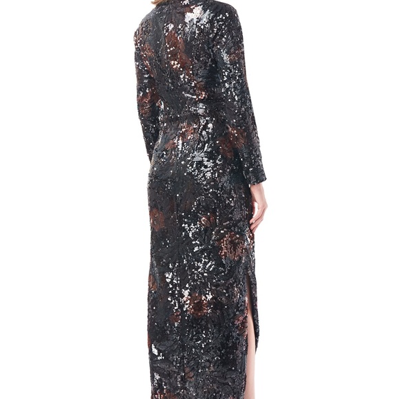 Beautiful Evening/Event Gown - Picture 3 of 10